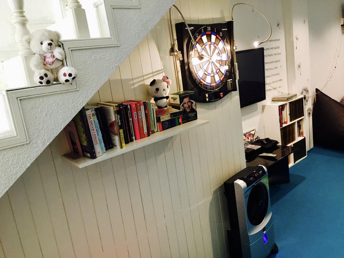 Edm Space Hostel *