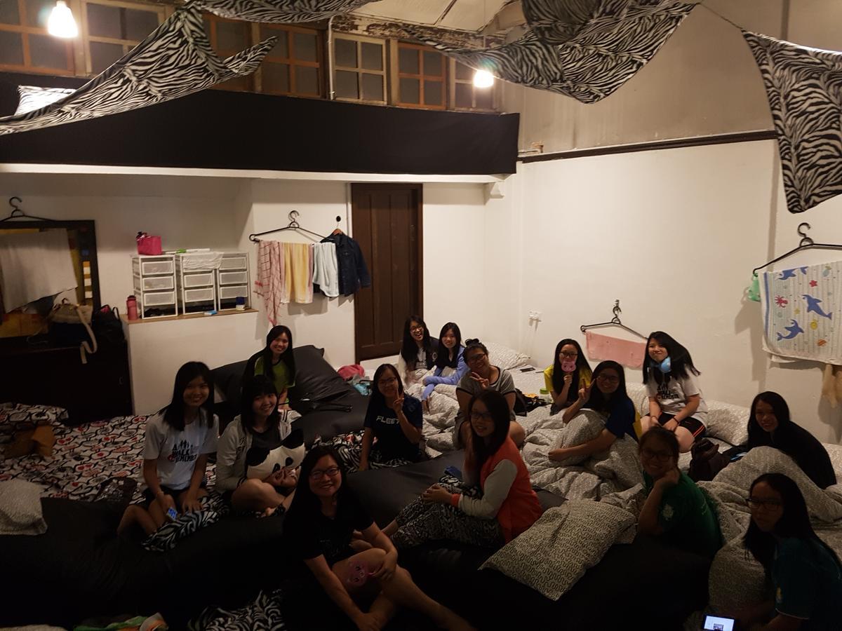 Edm Space Hostel *